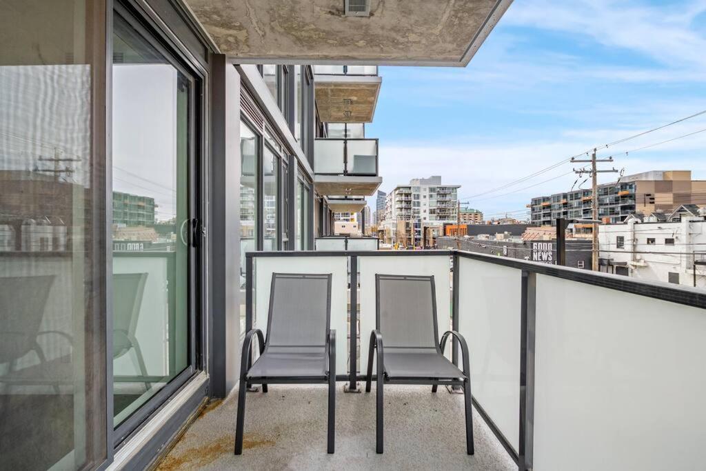 Chic 1Br Kensington Unit W/Parking Apartment Calgary Exterior photo