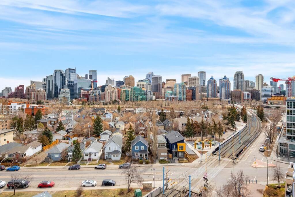 Chic 1Br Kensington Unit W/Parking Apartment Calgary Exterior photo